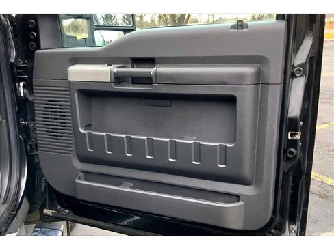 Used 2014 Ford F350 Lariat w/ Lariat Ultimate Package image 26