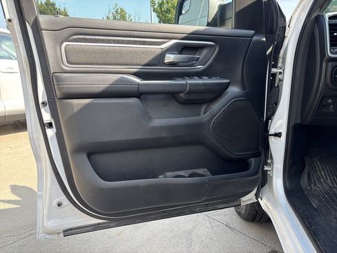 Used 2020 RAM 1500 Big Horn AWD/4WD image 15