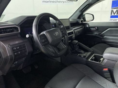 Used 2024 Toyota Tacoma SR5 AWD/4WD image 15