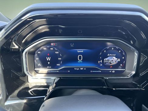 Certified 2024 Chevrolet Silverado 1500 High Country w/ High Country Premium Package image 11