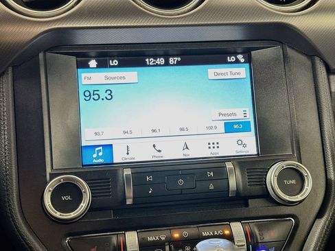 Used 2018 Ford Mustang GT Premium w/ Equipment Group 401A RWD image 18