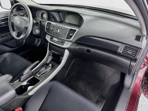Used 2015 Honda Accord Sport image 26