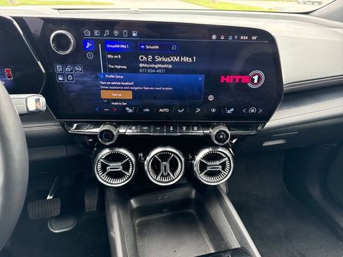 Used 2025 Chevrolet Blazer EV LT AWD/4WD image 27