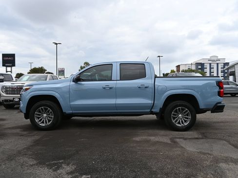 Used 2025 Chevrolet Colorado LT w/ LT Convenience Package RWD image 4