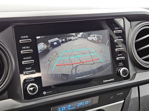 Used 2023 Toyota Tacoma SR image 21