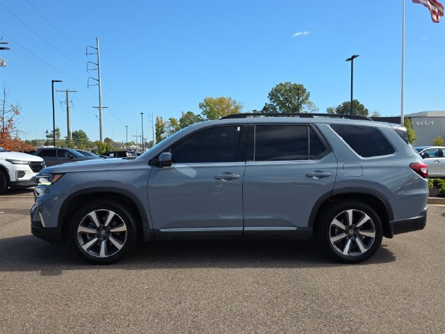 Certified 2024 Honda Pilot Touring image 6