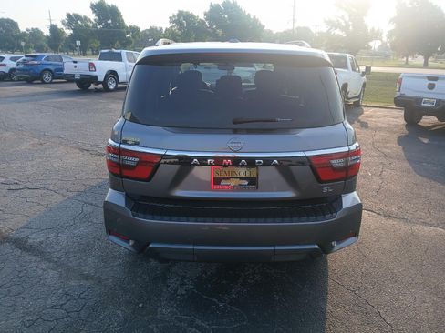 Used 2022 Nissan Armada SL RWD image 5