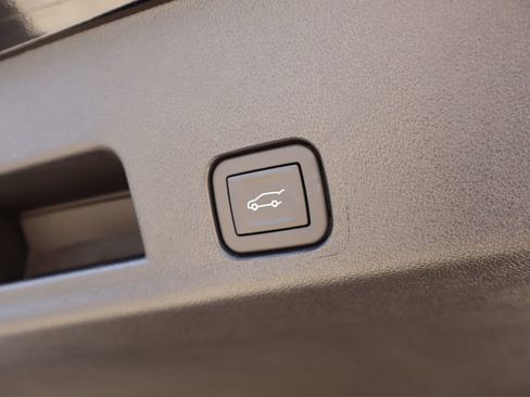 New 2026 Chevrolet Traverse LT AWD/4WD image 39