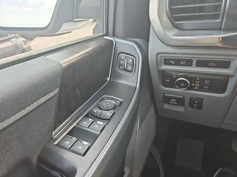 Used 2022 Ford F150 Lariat w/ Equipment Group 502A High AWD/4WD image 22