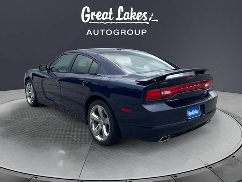Used 2014 Dodge Charger R/T RWD image 3