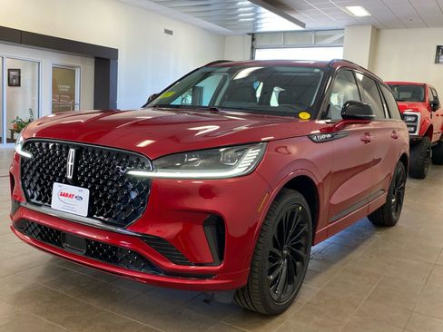 New 2026 Lincoln Aviator Reserve AWD/4WD image 11
