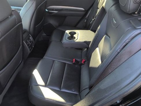 Used 2023 Cadillac XT4 Premium Luxury image 21