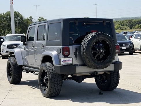Used 2013 Jeep Wrangler Unlimited Sport AWD/4WD image 4