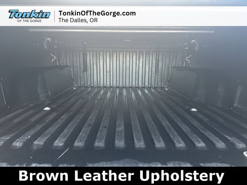 Used 2016 Toyota Tacoma Limited image 6