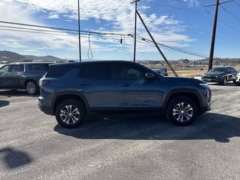 Certified 2025 Chevrolet Equinox LT image 4