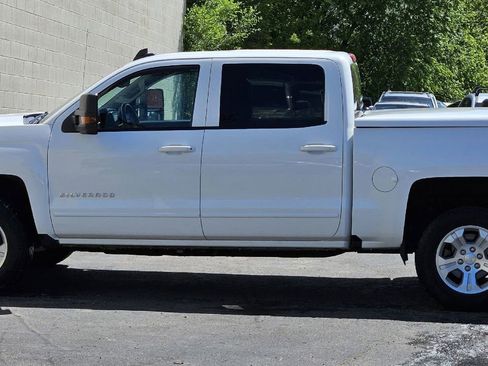 Used 2017 Chevrolet Silverado 1500 LT w/ All Star Edition AWD/4WD image 2