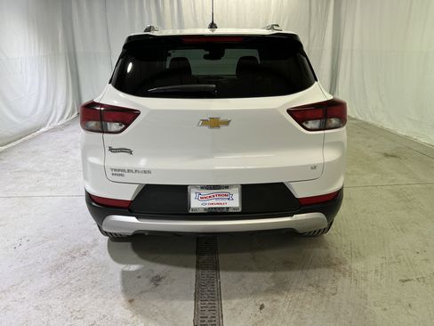 Used 2023 Chevrolet TrailBlazer LT w/ Convenience Package image 9
