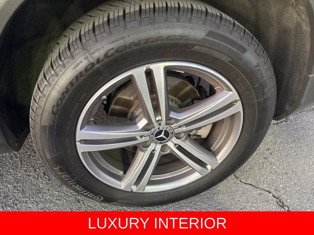 Used 2022 Mercedes-Benz GLC 300 image 9