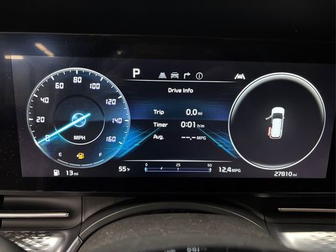 Used 2024 Kia Carnival SX Prestige image 25