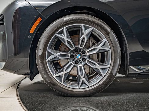 Used 2024 BMW i7 eDrive50 RWD image 10