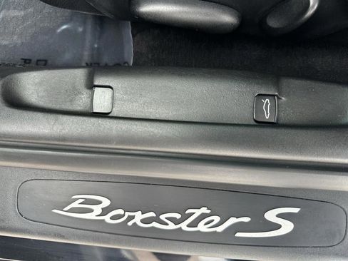 Used 2003 Porsche Boxster S RWD image 33