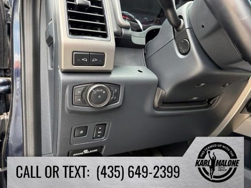 Used 2022 Ford F350 Platinum w/ Tremor Off-Road Package AWD/4WD image 18