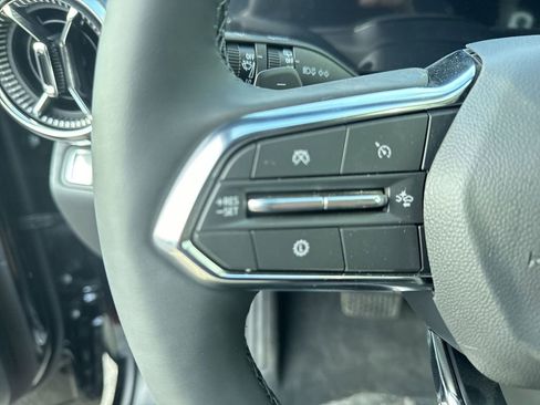 New 2026 Chevrolet Equinox LT image 17