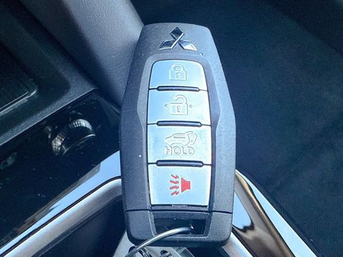 New 2026 Mitsubishi Outlander SE AWD/4WD image 49