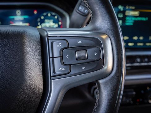 Used 2024 Chevrolet Silverado 2500 LT AWD/4WD image 16