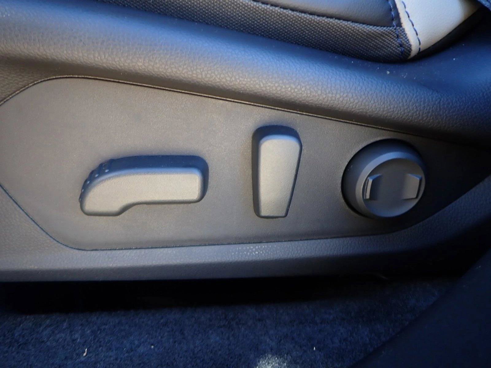 Used 2026 Subaru Forester Limited AWD/4WD image 12