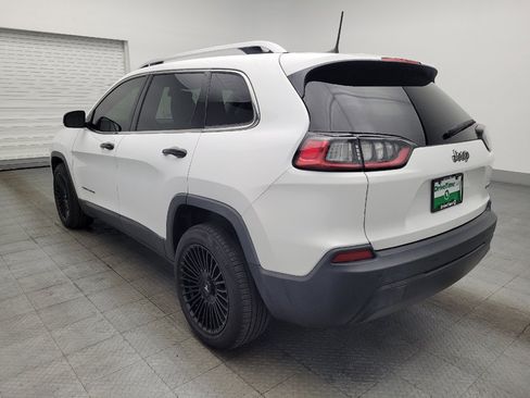 Used 2019 Jeep Cherokee Latitude Plus FWD image 5