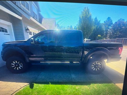 Used 2016 Ford F150 XLT w/ Equipment Group 302A Luxury AWD/4WD image 4