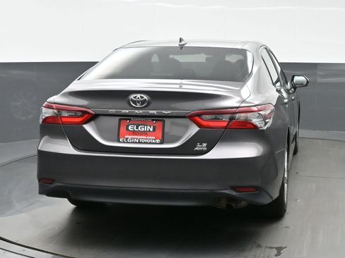 Used 2023 Toyota Camry LE image 5