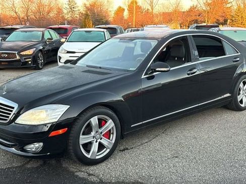 Used 2008 Mercedes-Benz S 550 4MATIC image 2