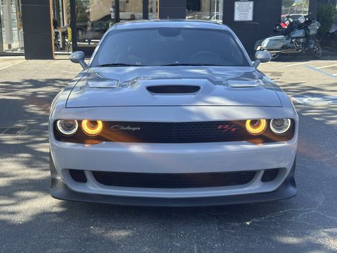 Used 2021 Dodge Challenger R/T Scat Pack RWD image 5