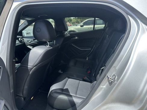 Used 2018 Mercedes-Benz GLA 250 4MATIC image 13