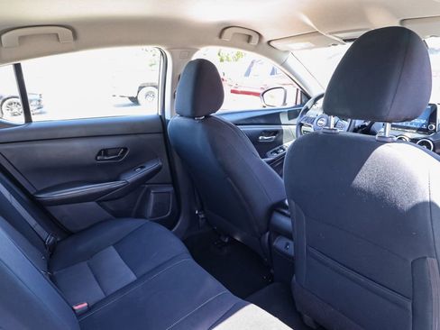Used 2024 Nissan Sentra SV FWD image 15