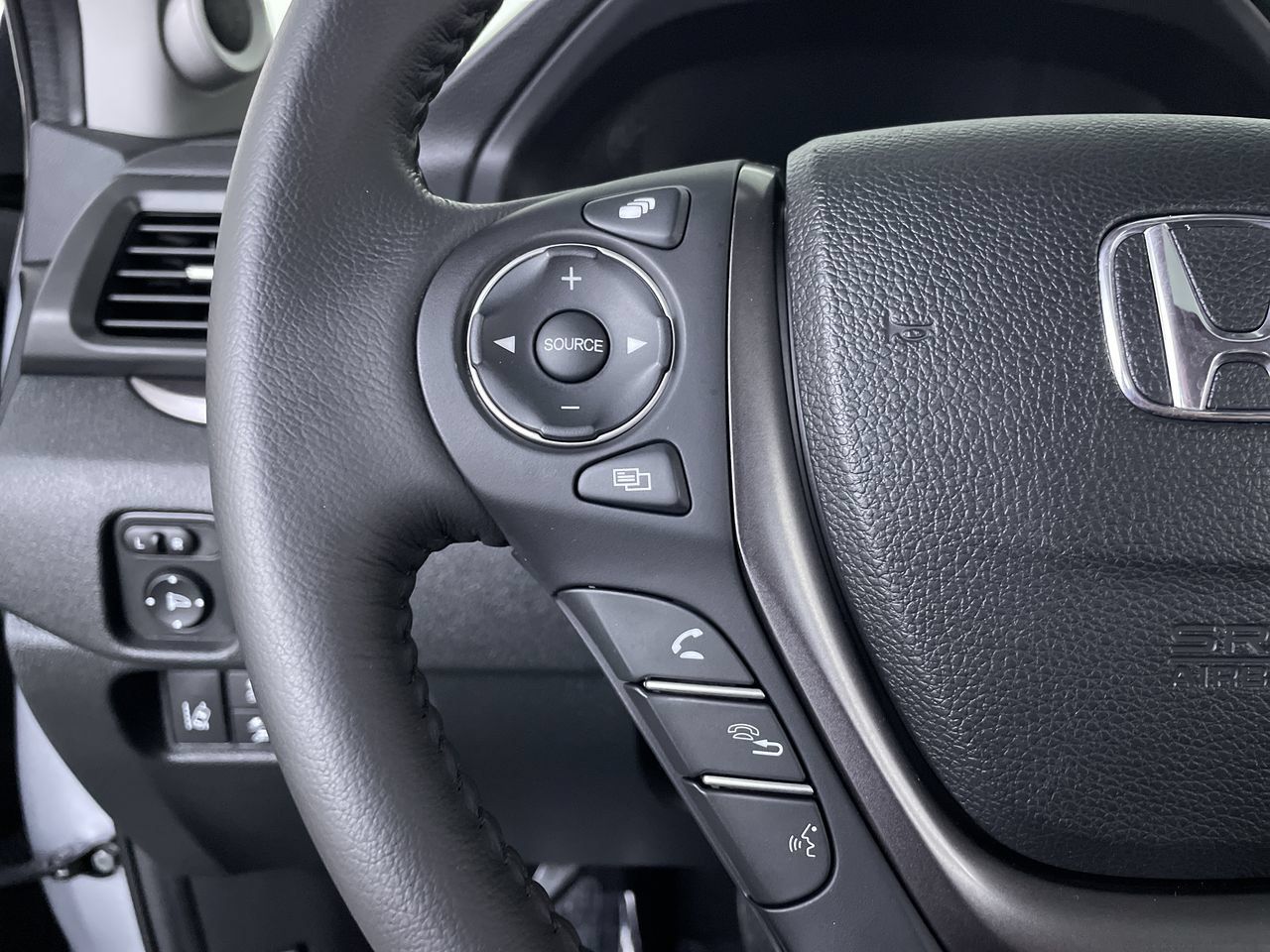 Used 2023 Honda Ridgeline RTL image 26