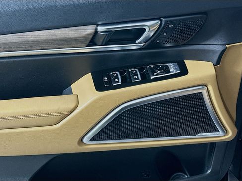 Used 2020 Kia Telluride SX w/ Towing Package image 15