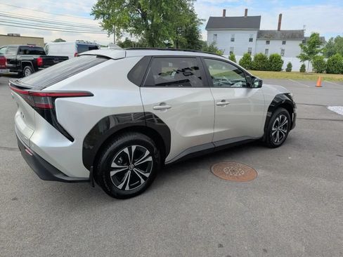Used 2024 Toyota bZ4X AWD w/ Weather Package image 3