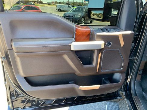 Used 2022 Ford F250 King Ranch w/ King Ranch Ultimate Package AWD/4WD image 10