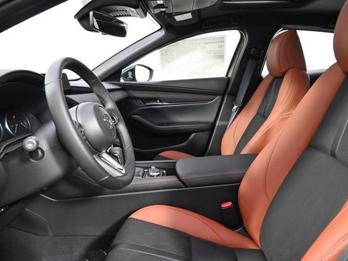 Used 2025 MAZDA MAZDA3 Carbon image 13