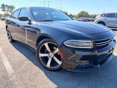 Used 2017 Dodge Charger SXT w/ Plus Group