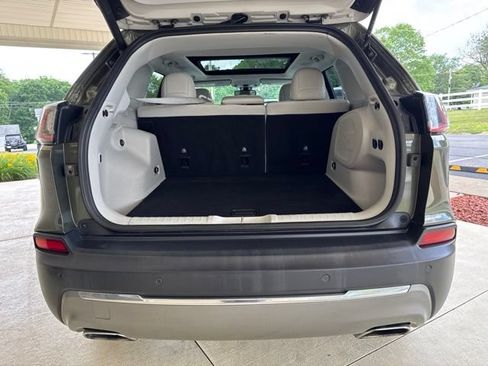 Used 2020 Jeep Cherokee Limited AWD/4WD image 31