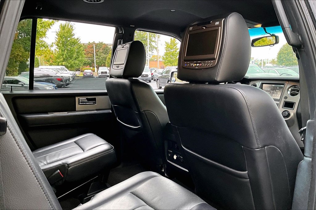 Used 2015 Ford Expedition EL XLT w/ Equipment Group 202A AWD/4WD image 28