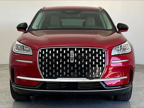 Used 2023 Lincoln Corsair Reserve image 5