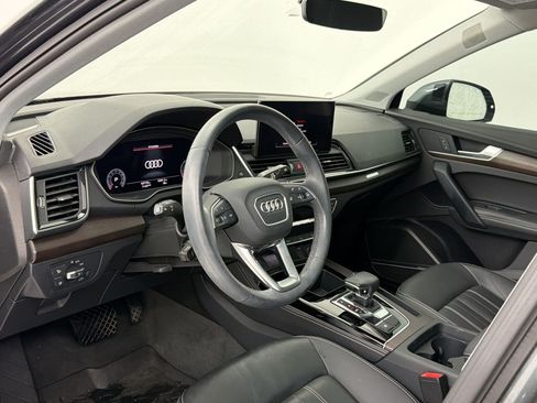 Used 2023 Audi Q5 2.0T Premium Plus w/ Premium Plus Package AWD/4WD image 4