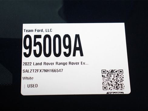 Used 2022 Land Rover Range Rover Evoque R-Dynamic S image 28