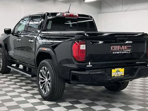 Used 2024 GMC Canyon Denali AWD/4WD image 3