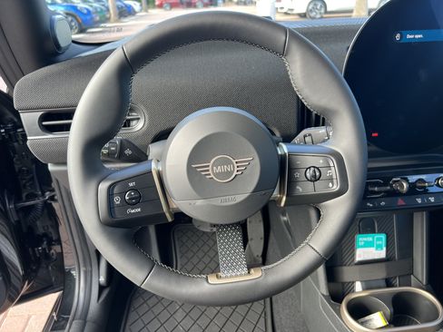 Used 2026 MINI Cooper S FWD image 11